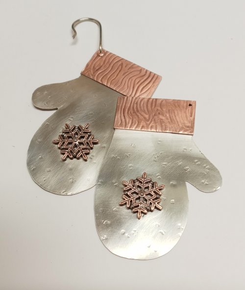 Judy Larson's Mitten Ornament - , Holiday Designs, How To Punch Holes, Hole Punching, Punch A Hole, Sawing, Saw, Wire Saw, Texturing, mitten ornament